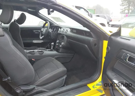 2015 Ford Mustang V6 z USA, uszkodzony, nr VIN 1FATP8EM4F5374910